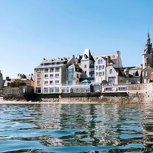 Mercure Bord De Hotel Roscoff