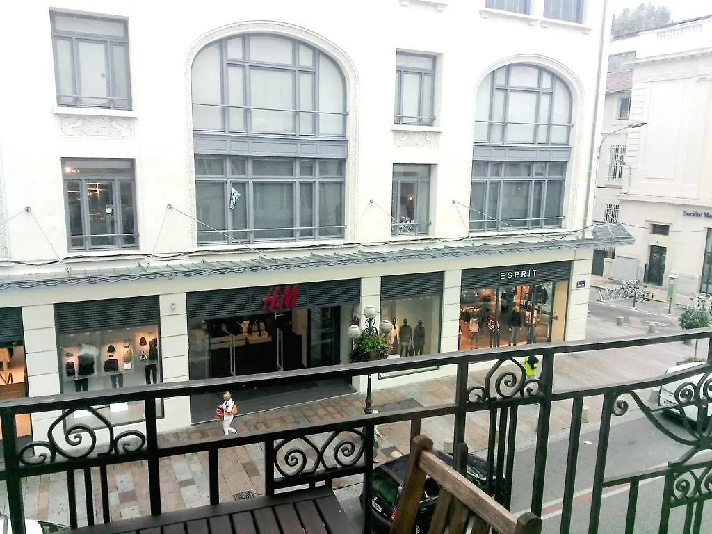 Uxco Republique Aparthotel Avignon